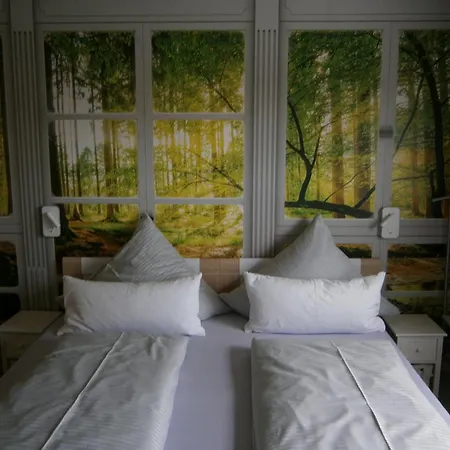 Der Frühe Vogel Apartment Plaue (Thuringia)