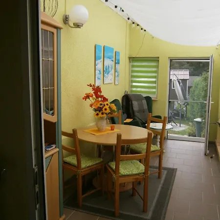 Apartment Der Frühe Vogel Plaue (Thuringia)