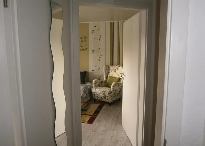 Der Fruehe Vogel Daire *